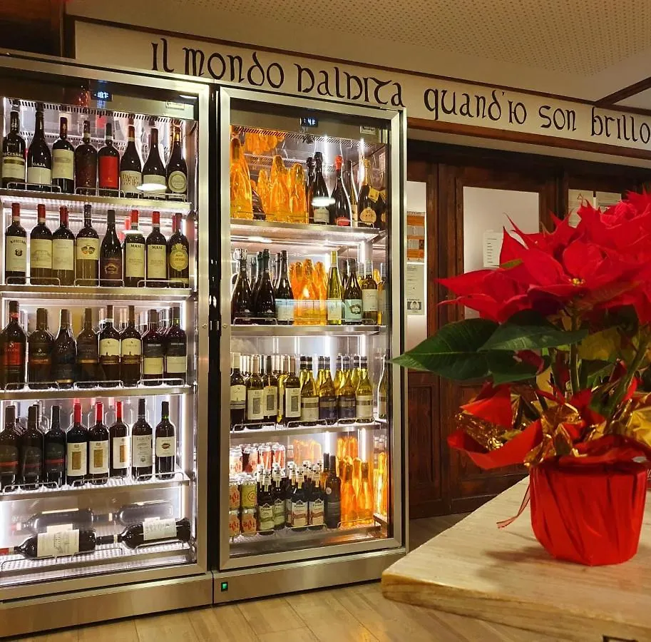 Hotel Ristorante Al Giardinetto Colle Umberto  3*, Colle Umberto (Veneto)